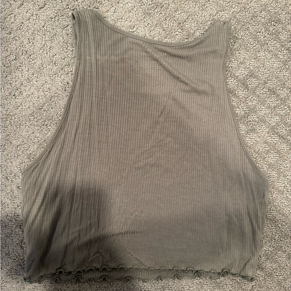 Tank - Picture 3 of 3